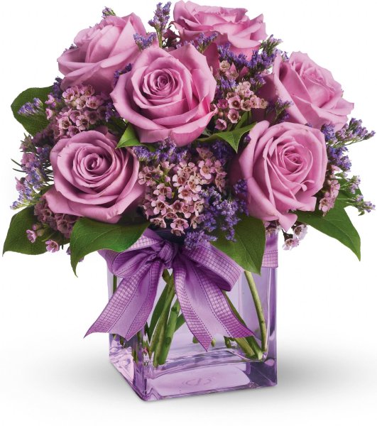 Красивый фиолетовый букет