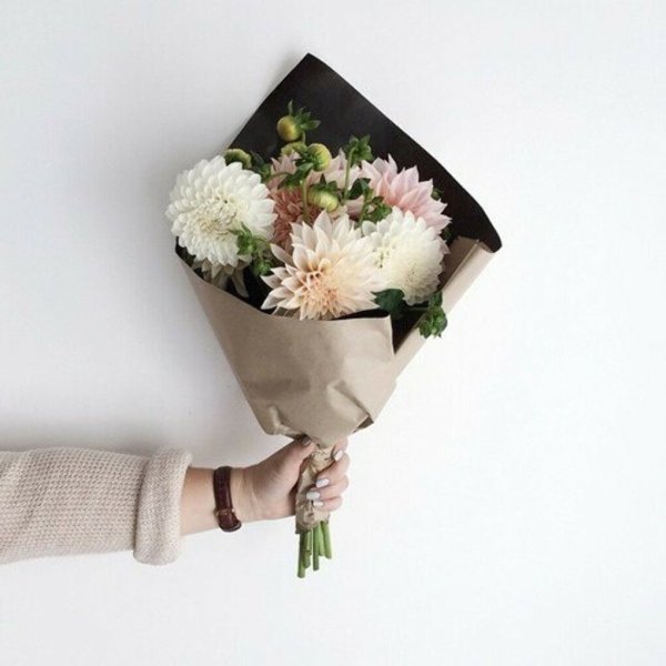 Оригинальный букет для женщины