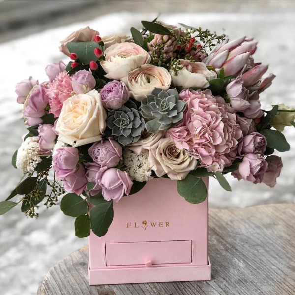 Нестандартные букеты цветов