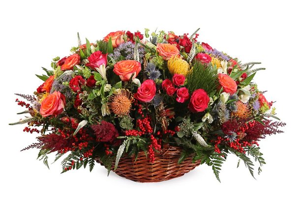 Цветы в корзинке