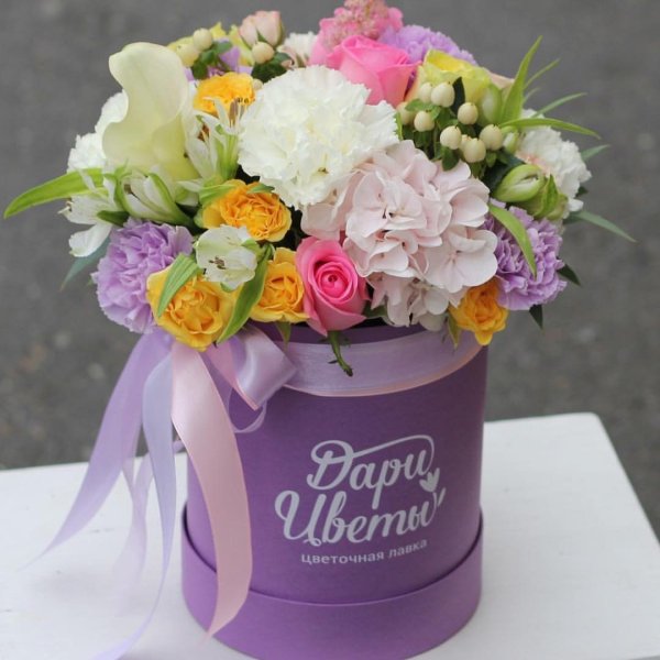 Цветы в коробке