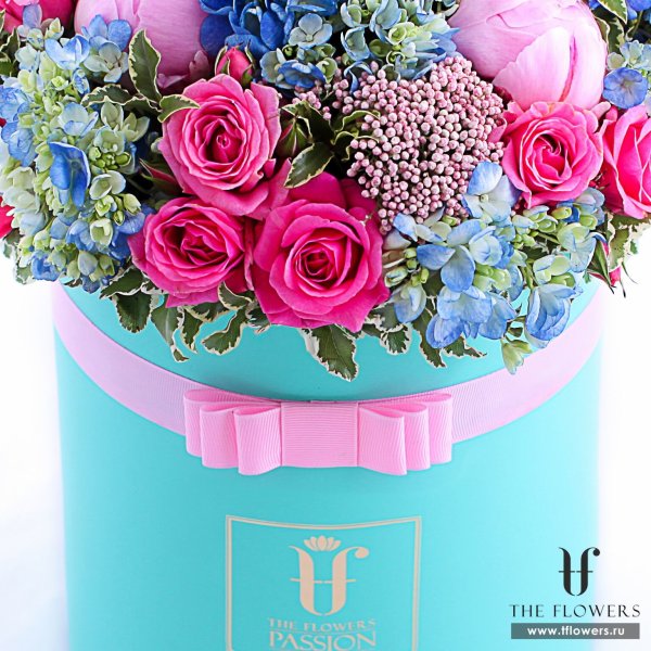 Букеты цветов в коробках