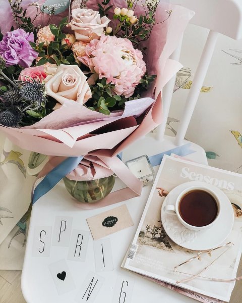 Стильный букет и кофе