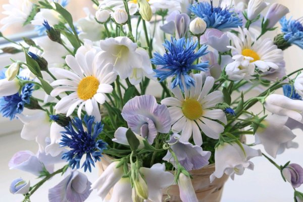 Букет полевых цветов с днем рождения