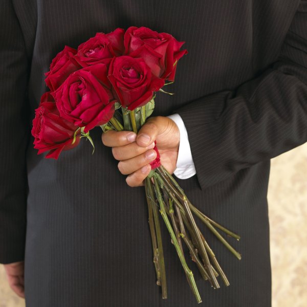 Мужчина с цветами