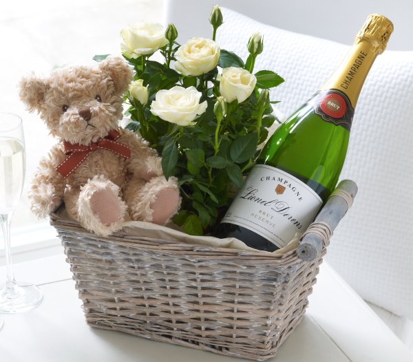 Торт шампанское цветы