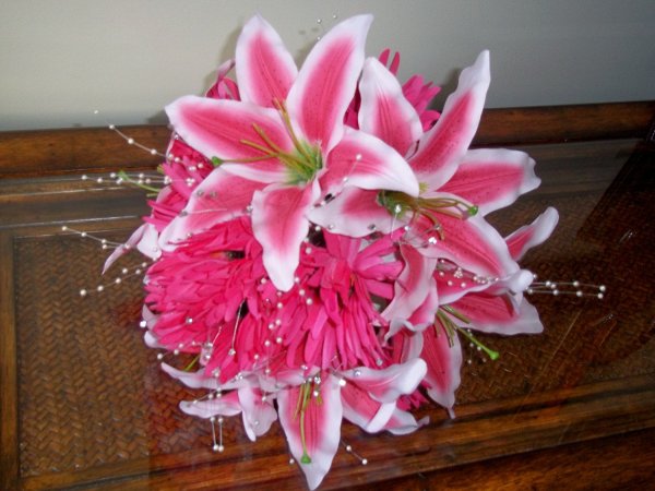 Stargazer Лилия букет