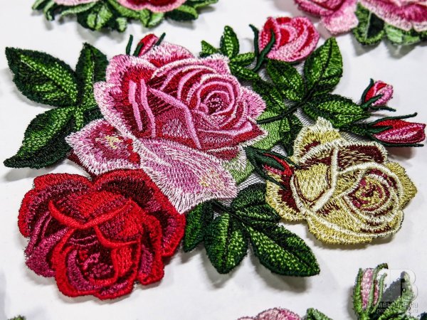 Вышивка цветок