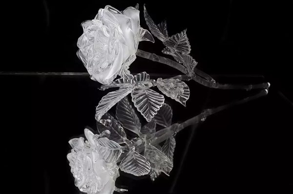 Роза из хрусталя