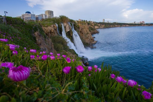 Весна в Турции Анталия