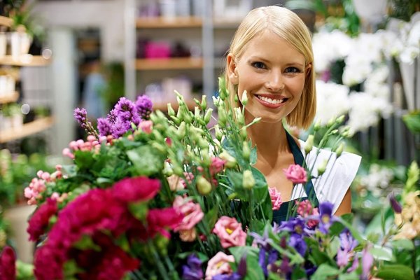 Девушка флорист