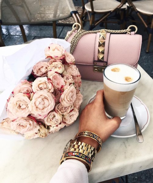 Кофе цветы стильные