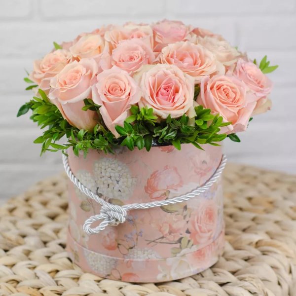 Букет цветов нежный стильный