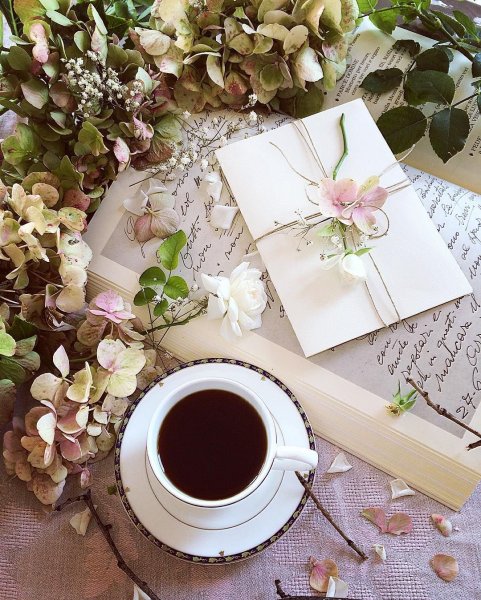 Стильные композиции кофе цветы