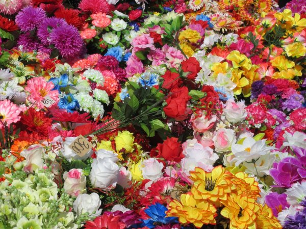 Красивый яркий букет цветов