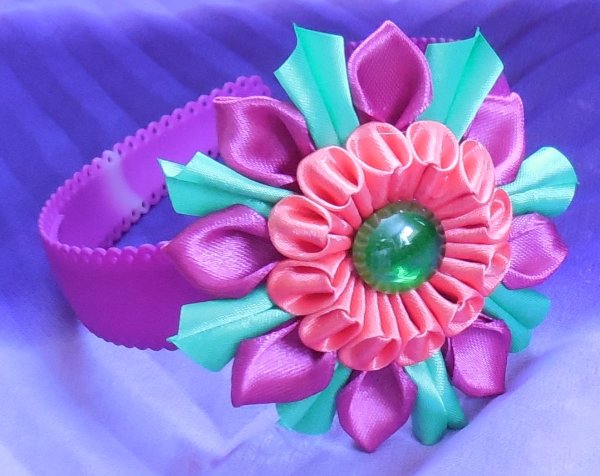 Цветы из лент