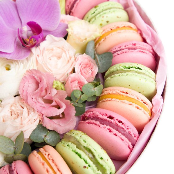 Макаронс с цветами