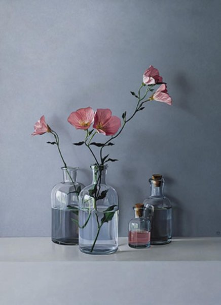 Стеклянная ваза с цветами натюрморт