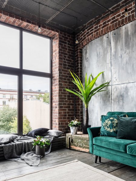 Зелень в интерьере лофт