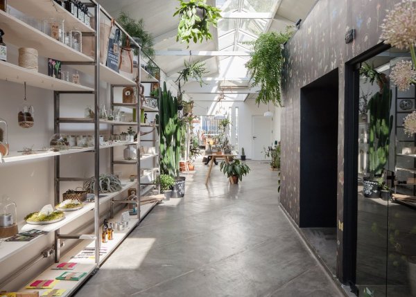 Цветочный магазин в стиле лофт