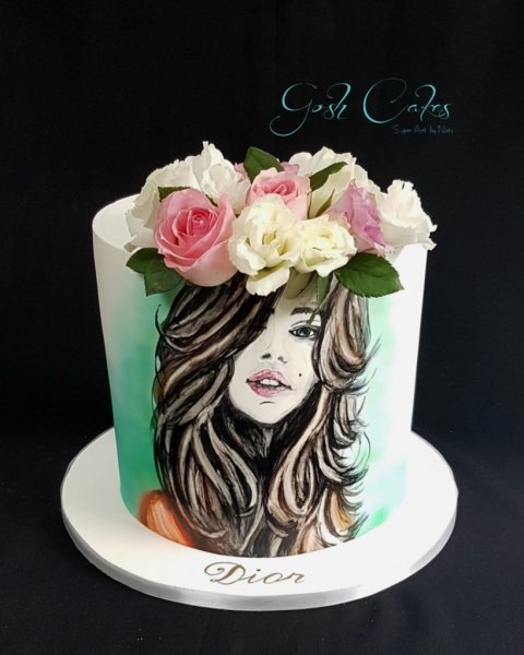 Торт с лицом девушки