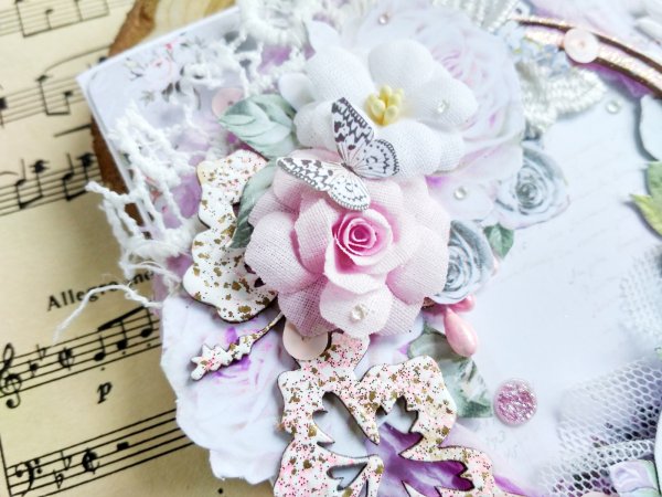 Нежная открытка Скрапбукинг с нотками