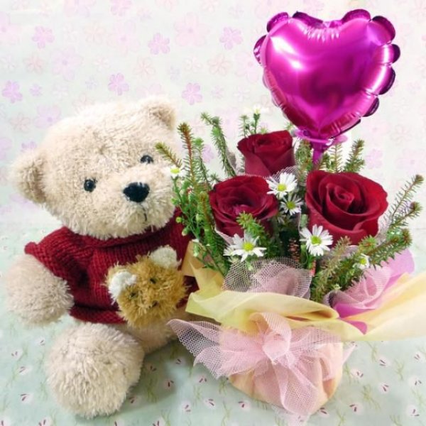 Цветы с мишкой для девочки