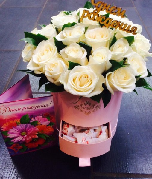 Красивые букеты в коробках