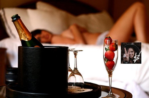 Шампанское с клубникой