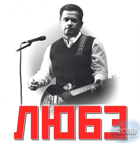 Вишня цветет и небо голубое