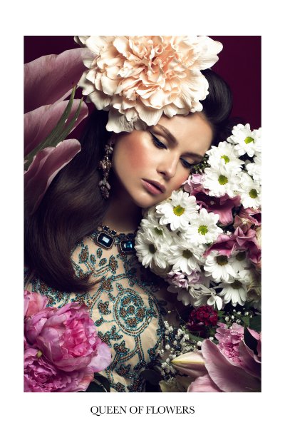 Девушка Королева цветов