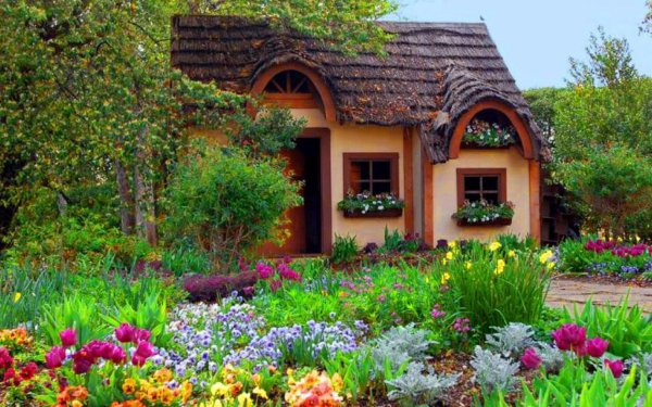 Красивый домик