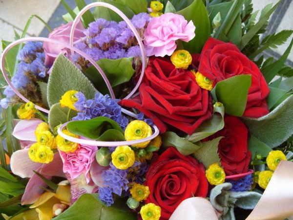 Яркий букет