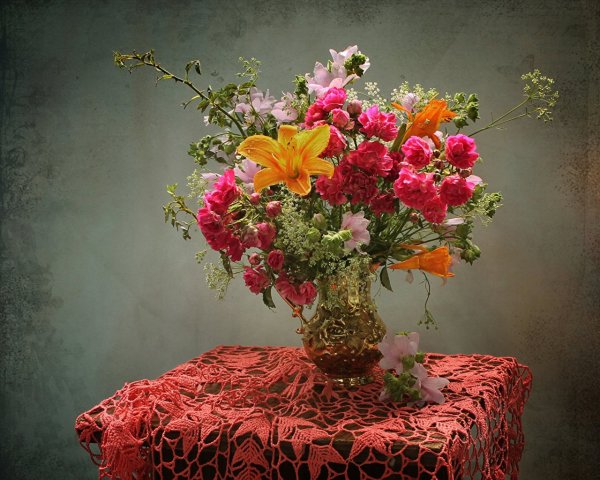 Букет цветов в вазе