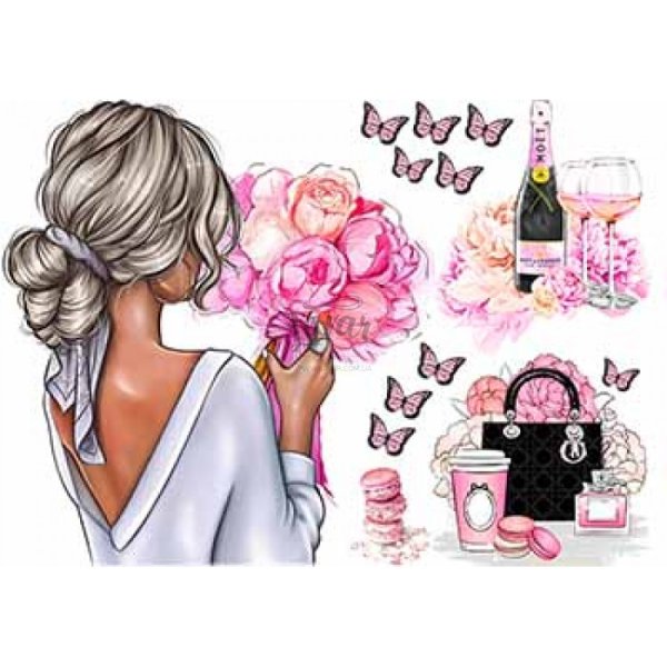 Нарисованная девочка в розовом платье