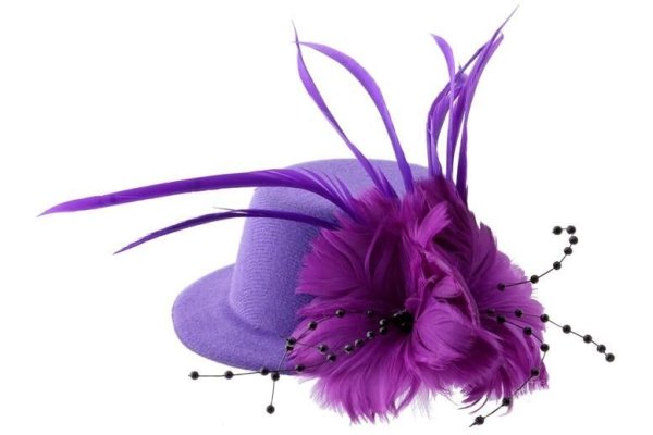 Шляпка на белом фоне