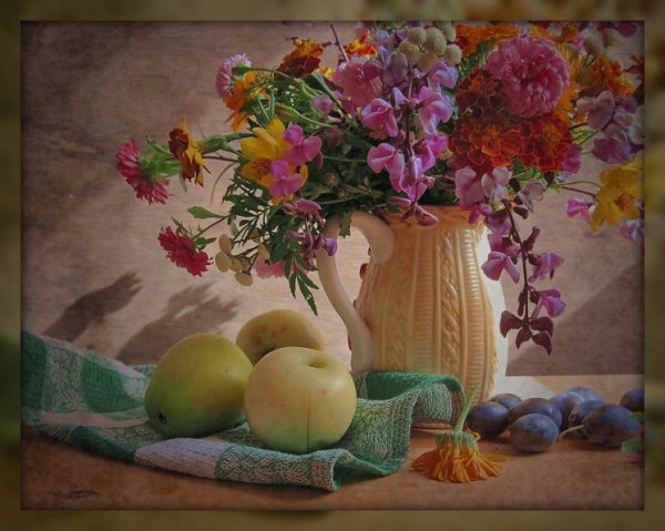 Натюрморт с фруктами