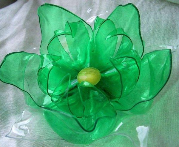 Поделки из бутылок