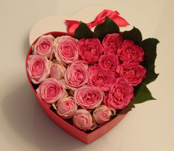 Сердце из цветов