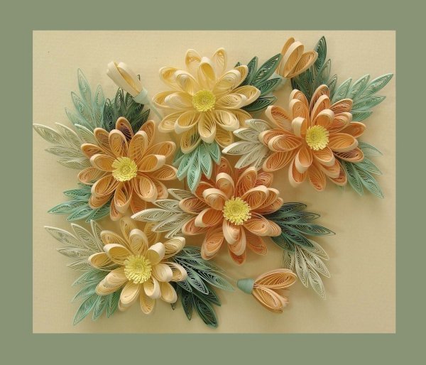 Цветы из разных материалов