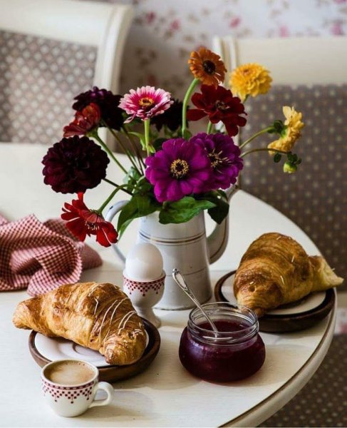 Букет цветов к завтраку