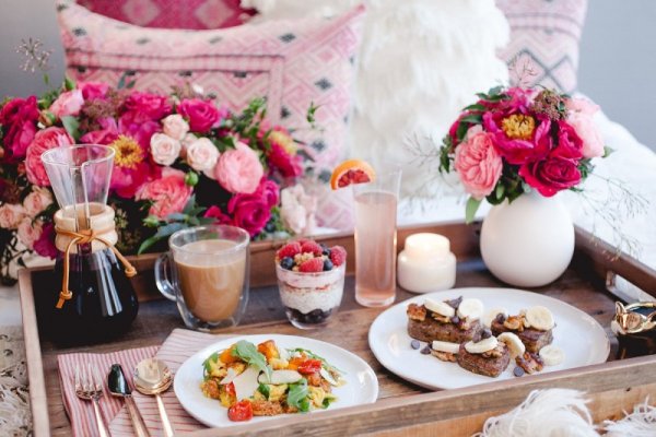 Букет цветов к завтраку