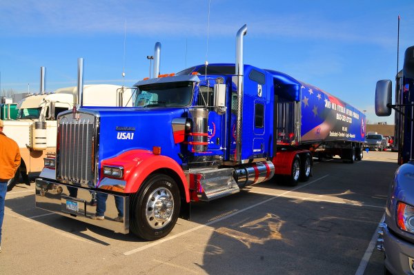 Kenworth 552