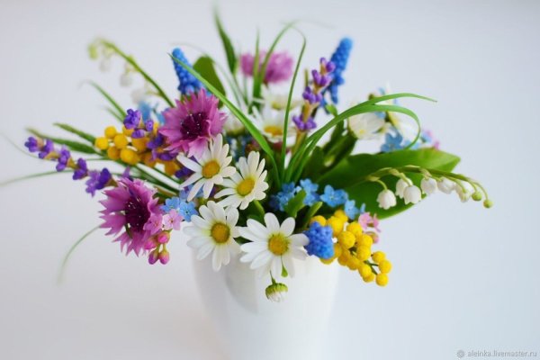 Полевой букет