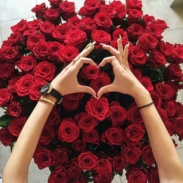 Шикарный букет в руках