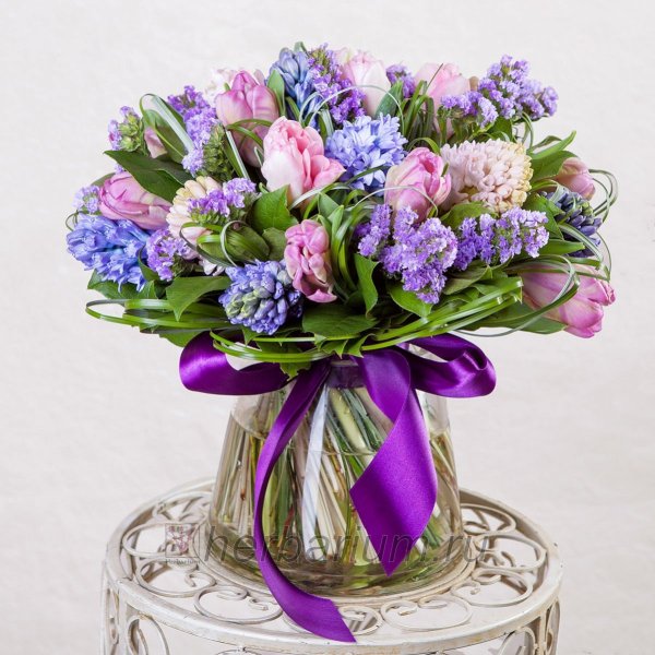 Букет "гиацинты и тюльпаны"