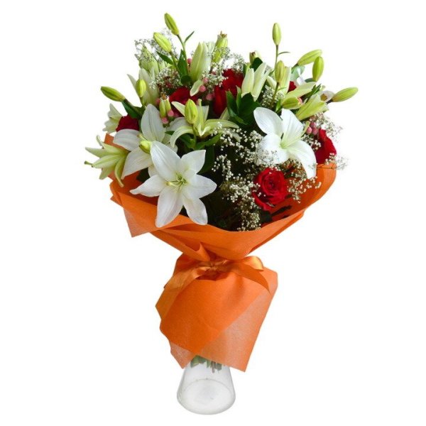 Композиция в деревянном ящике