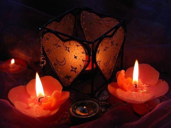 Зимний натюрморт свечи