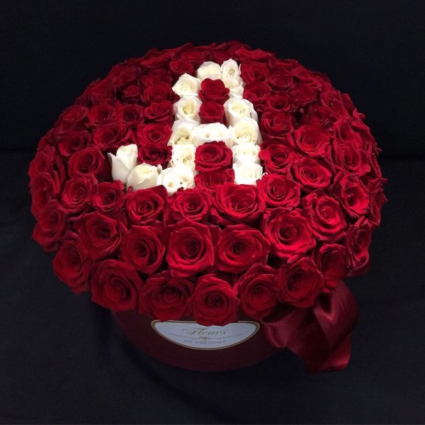 Букет роз с буквой д