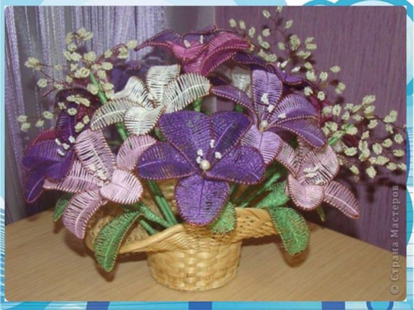 Цветы из проволоки и ниток